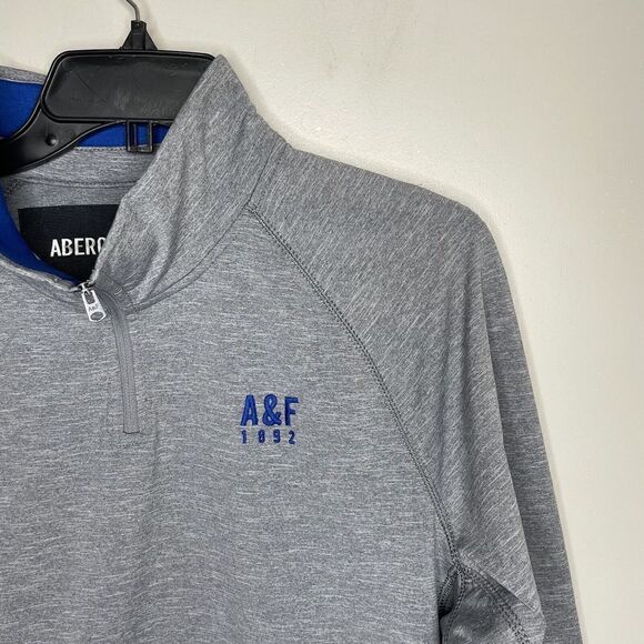 ABERCROMBIE & FITCH Mens Heather Gray 1/4-Zip Performance Sweatshirt Sz M - Picture 2 of 12